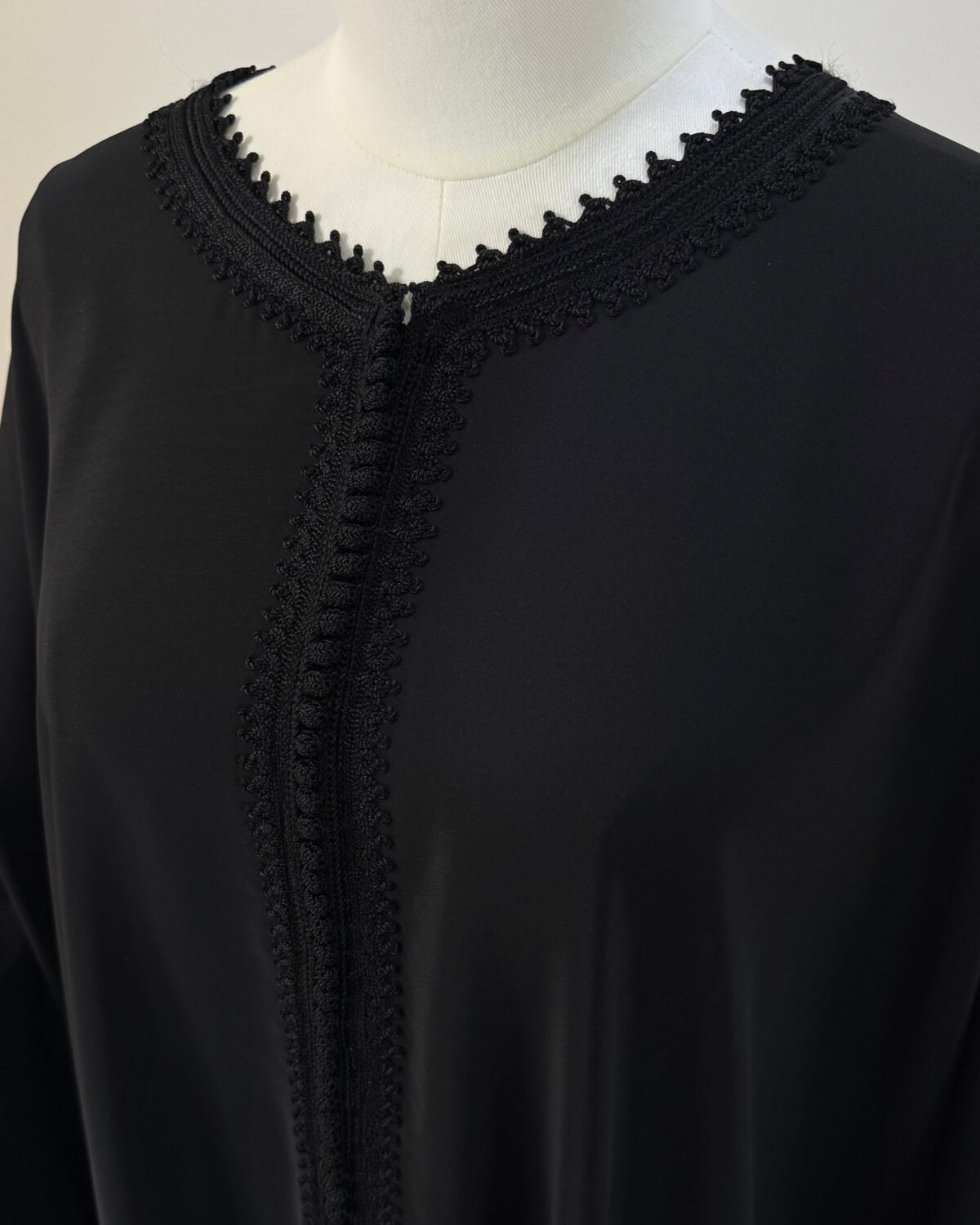 Abaya Coupe papillon Noire