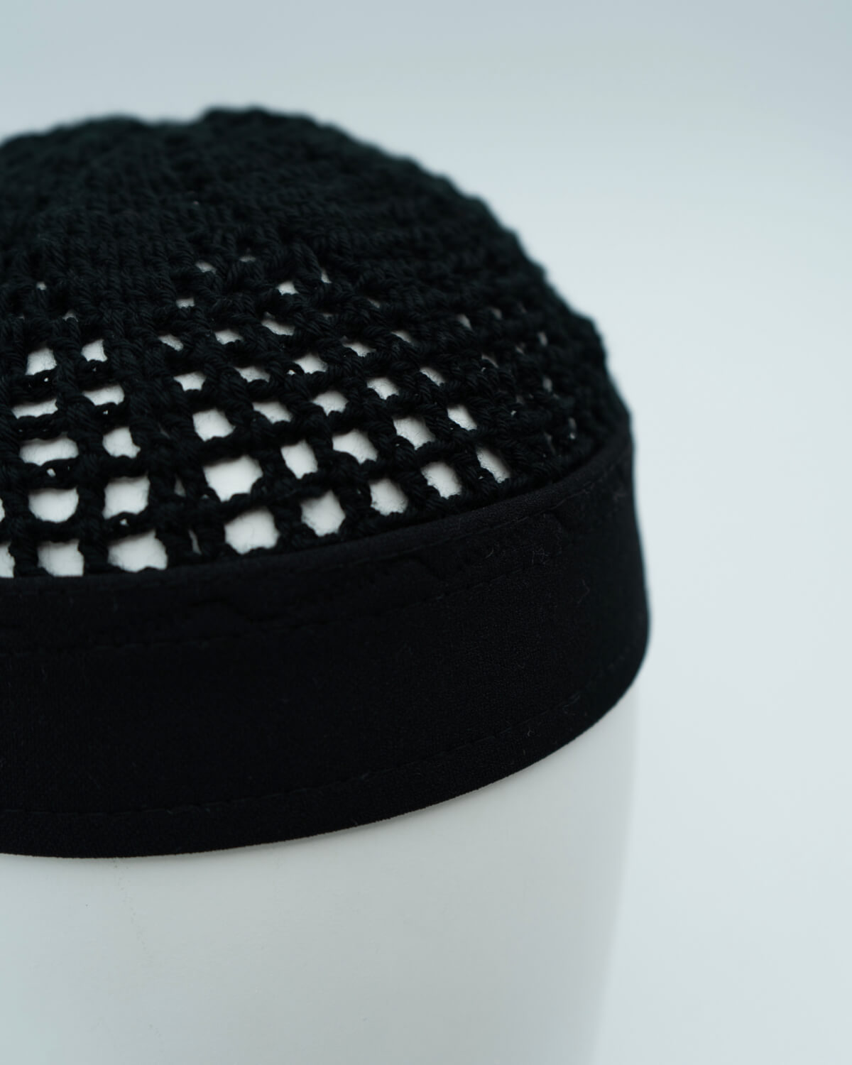 Chachiya Egypte avec bandeau tricot main Noire