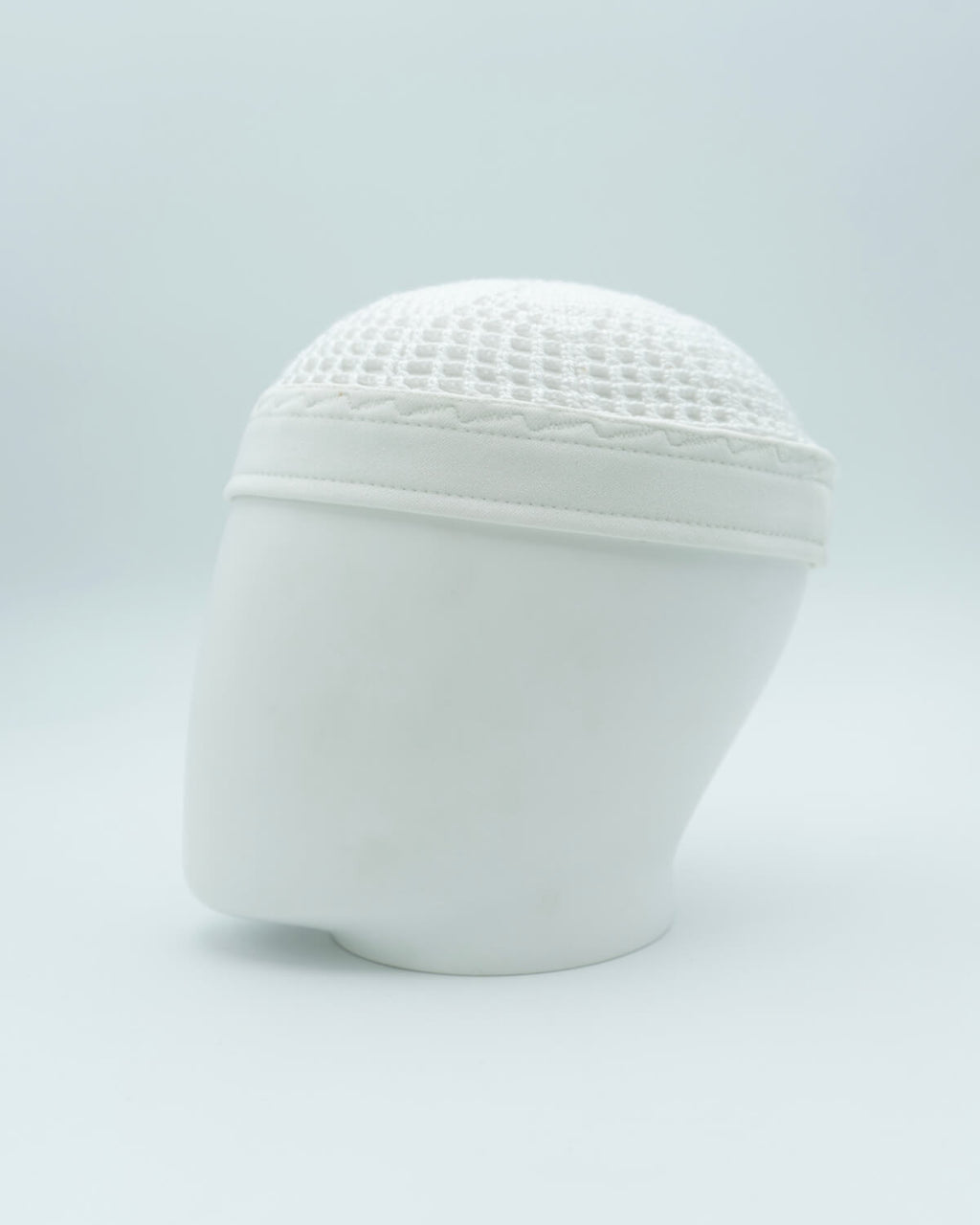 Chachiya Egypte avec bandeau tricot main Blanche